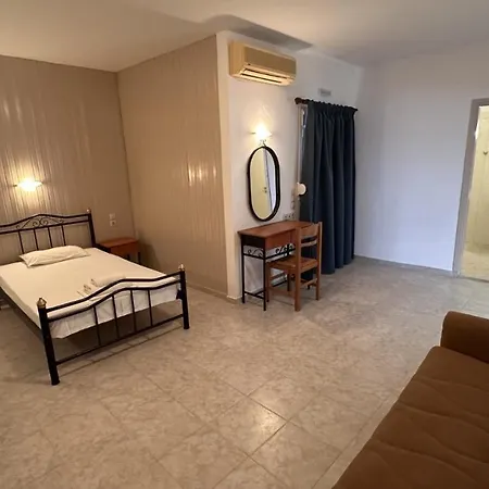 Sfinias Ξενοδοχείο με διαμερίσματα