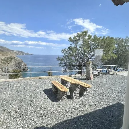Apart-hotel Sfinias