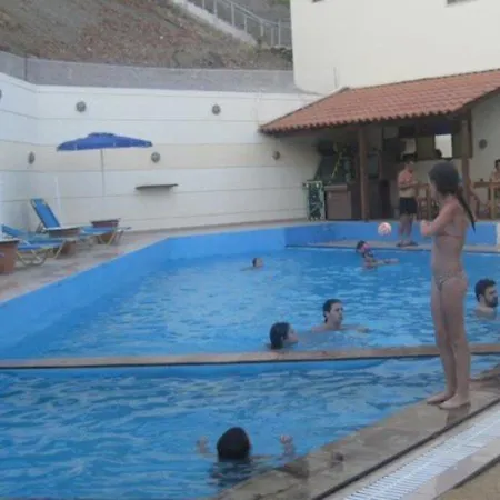 Sfinias Apart-hotel 2*
