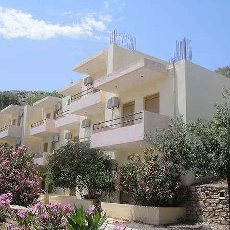 Sfinias Apart-hotel 2*